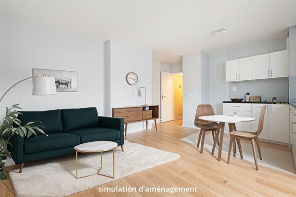 GRAND 2 PIECES BALCON ET PARKING