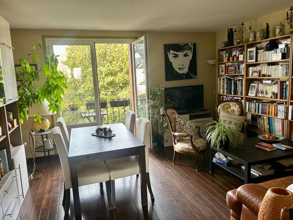 Appartement 3 pièce(s) 53 m2 €280 000 ** - Référence 4423