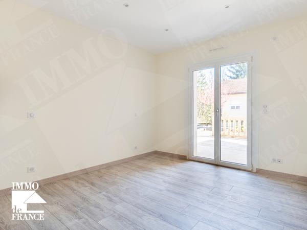 Maison Chenex 9 pièces 315 m²