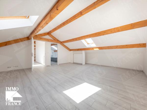 Maison Chenex 9 pièces 315 m²