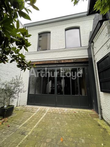 Maison Bourgeoise à vendre à Lille - Investissement locatif rentable - Emplacement central et accessible