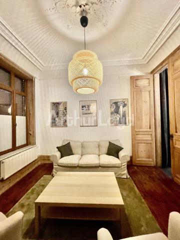 Maison Bourgeoise à vendre à Lille - Investissement locatif rentable - Emplacement central et accessible