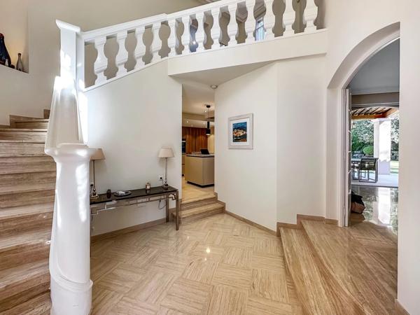 A vendre en co-exclusivité au Parcs de Mougins, superbe villa familiale dans un prestigieux domaine
