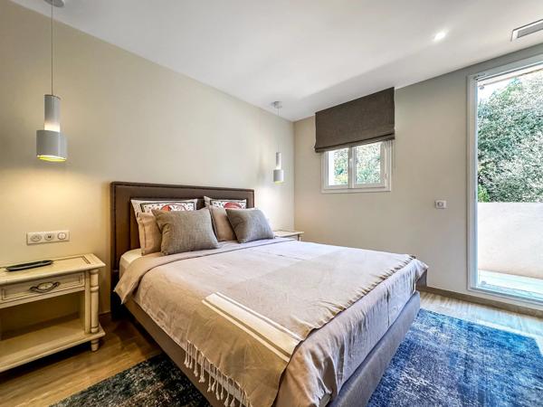 A vendre en co-exclusivité au Parcs de Mougins, superbe villa familiale dans un prestigieux domaine