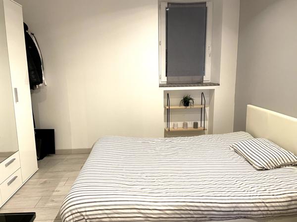 A vendre Maison de ville entièrement rénovée proche des commodités