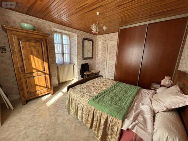 Maison à vendre à Allanche dans le Cantal (15160), ref : 63130-13