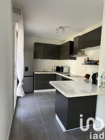 Maison 4 pièces de 80 m² à Sainte-Geneviève (60730)