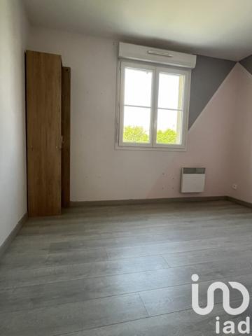 Maison 4 pièces de 80 m² à Sainte-Geneviève (60730)