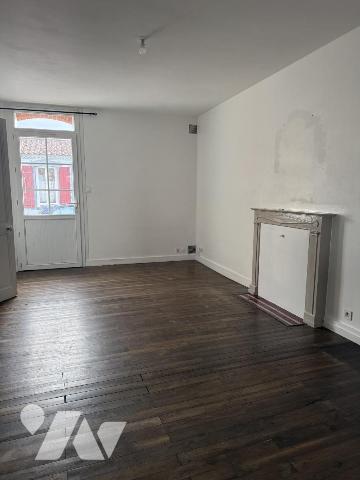 NIEUL LE DOLENT maison rénovée prox commerces