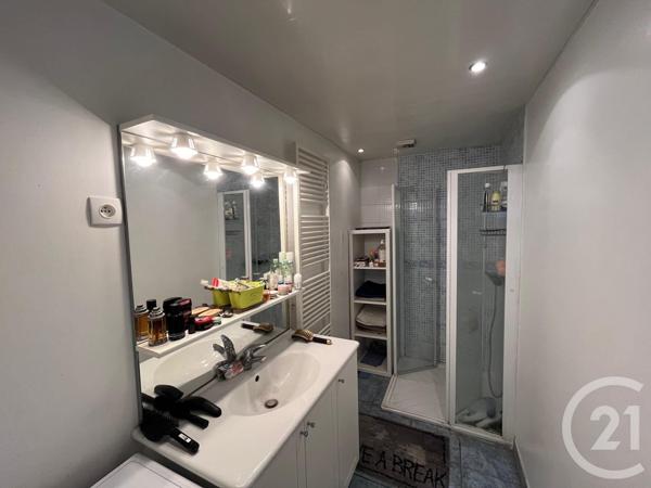 Appartement T5 à vendre  5 pièces - 95,60 m2 SAONE - 25