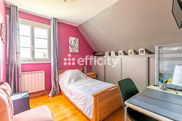 Maison
         6 pièces
        - 110 m² Exclusivité 315 000 € *