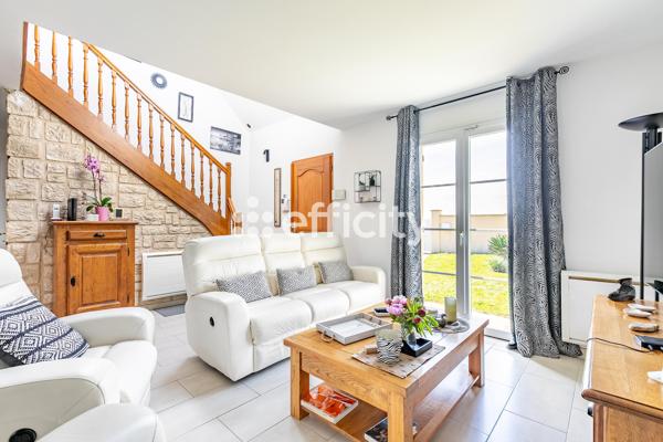 Maison
         6 pièces
        - 110 m² Exclusivité 315 000 € *