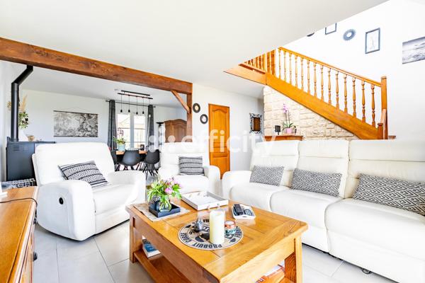 Maison
         6 pièces
        - 110 m² Exclusivité 315 000 € *
