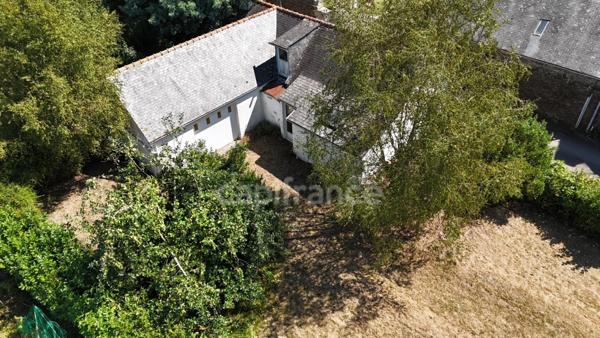 EXCLUSIVITÉ - Maison à vendre 3 pièces à Landeleau avec très beau jardin (29)