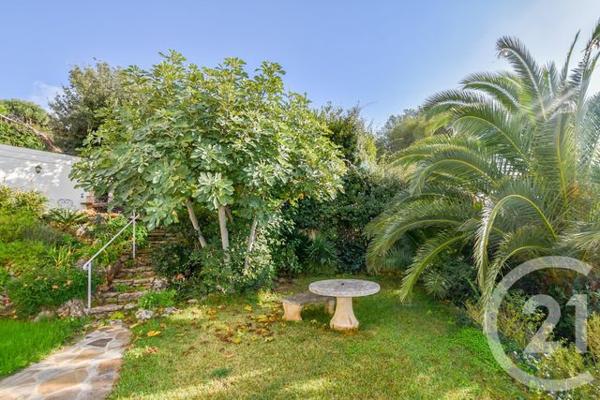 maison à vendre 6 pièces - 170 m2 LA CROIX VALMER - 83