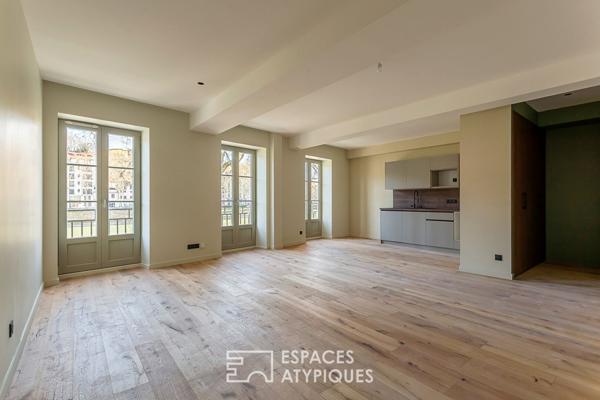 Appartement ancien avec vue sur la Saône