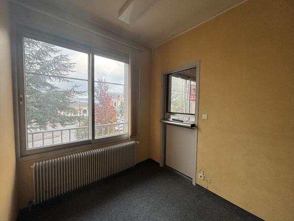 285 m² à Rodez — Loyer exceptionnel 1 400 €/mois