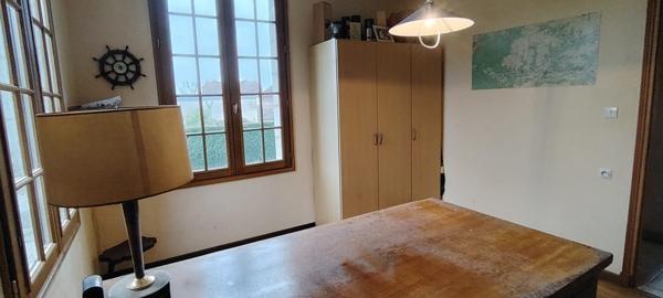 Berneuil-sur-Aisne (60350) À VENDRE – Charmante maison en pierre du XIXe siècle à Berneuil-sur-Aisne (60)