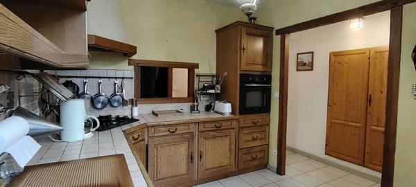 Berneuil-sur-Aisne (60350) À VENDRE – Charmante maison en pierre du XIXe siècle à Berneuil-sur-Aisne (60)