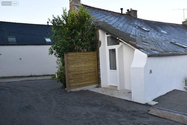Maison à louer à Rieux dans le Morbihan (56350), ref : 143/1327