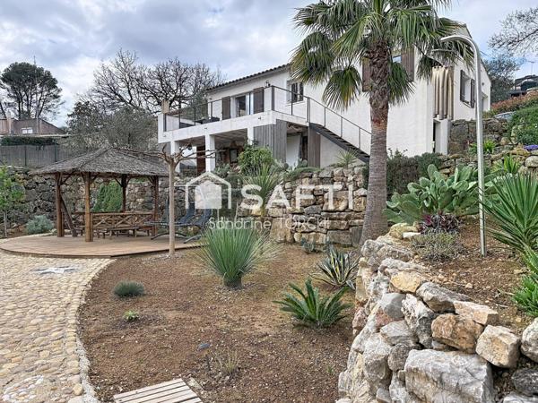 Maison 85 m² sur 883 m² de terrain avec annexe et vue à Vidauban (83550)