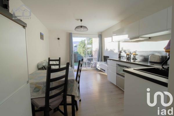 Studio 1 pièce de 21 m² à Carqueiranne (83320)