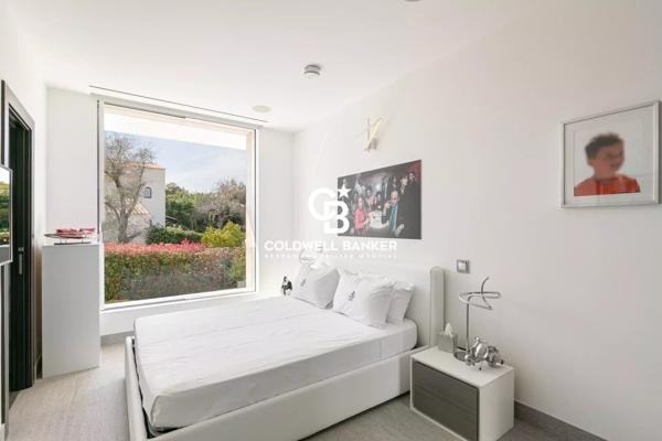 Villa 10 pièces à vendre Antibes - 06160 / Réf: 86834687