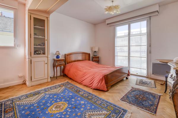 Maison 7 pièces - 226 m² Exclusivité efficity