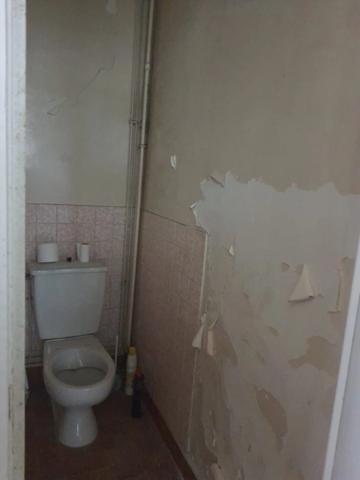 Dpt Vosges (88), à vendre RAMBERVILLERS immeuble T15 de 280 m2 à rénover en 5 ou 6 appartements avec cour