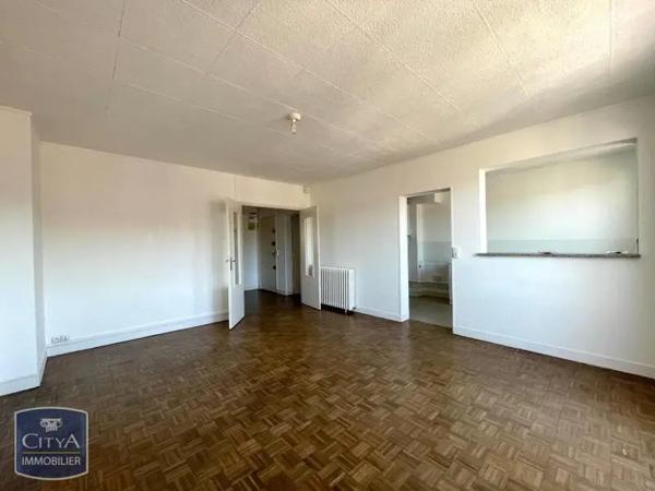 Appartement à louer 2 pièces 67.37m²