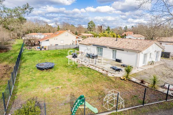 À découvrir sans tarder Superbe maison contemporaine à Parentis-en-Born, quartier Lucats