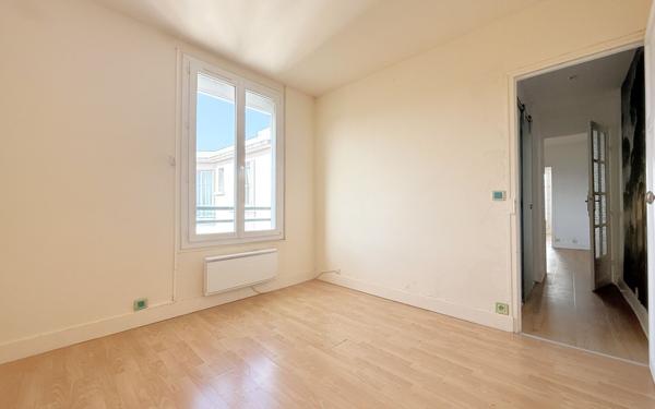 Appartement à vendre    2 pièces • 44,21 m2 Vanves