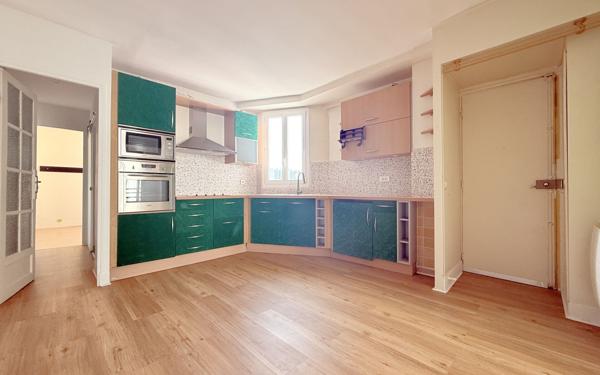 Appartement à vendre    2 pièces • 44,21 m2 Vanves