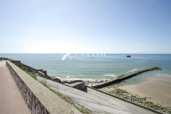 dans immeuble FACE MER vendu MEUBLÉ et ÉQUIPÉ - Cave / SOUS COMPROMIS ! Le Portel (62480)