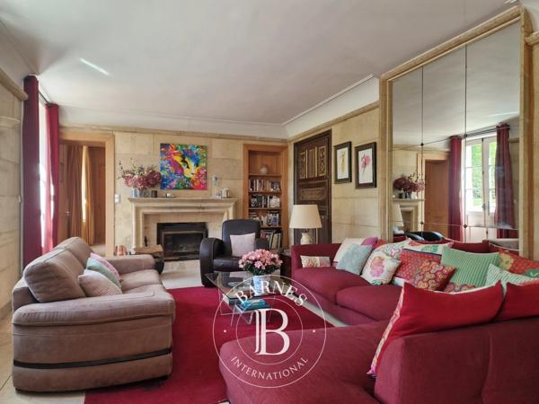 Domont, Propriété 16 Chambres -  651 m² à vendre