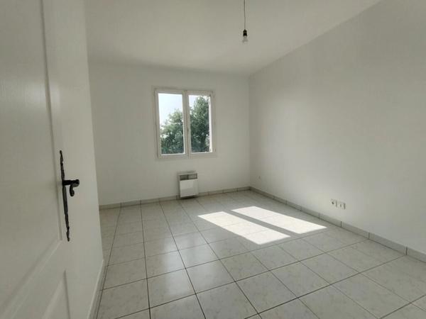 Maison à vendre 5 pièces CADENET (84)