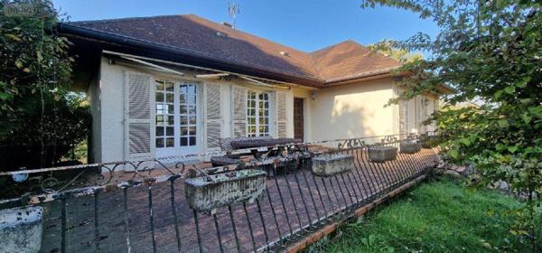 Villa à vendre à Louhans en Saône-et-Loire (71500), ref : CO-LO
