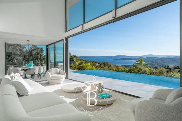 Les Issambres, Villa 4 Chambres -  230 m² à vendre