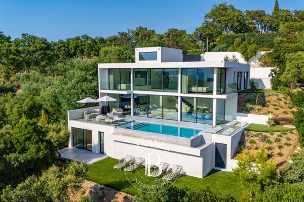 Les Issambres, Villa 4 Chambres -  230 m² à vendre