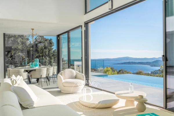 Les Issambres, Villa 4 Chambres -  230 m² à vendre