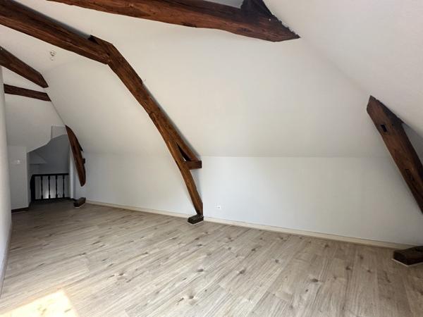 Appartement à vendre 119 460 € Saint-Florent-sur-Cher 4 p 142 m² DPE E