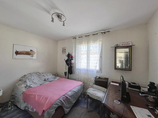 Maison
         6 pièces
        - 115 m² 395 500 € *