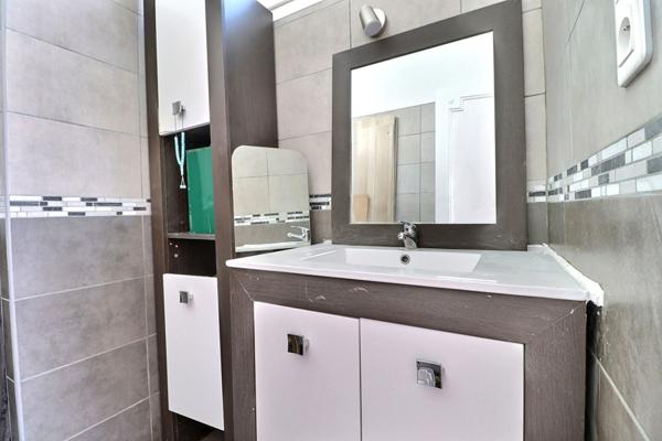 Appartement Aubervilliers 4 pièce(s) 115 m2