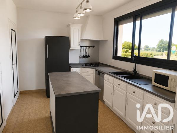 Maison à vendre 6 pièces 122,9 m² La Chartre-sur-le-Loir