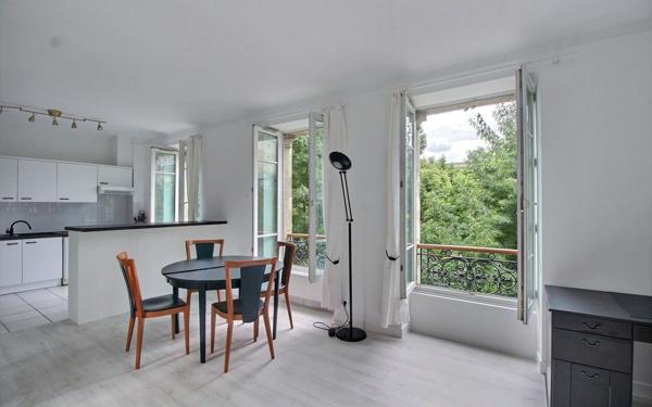 Appartement à vendre    3 pièces • 56,19 m2 Paris 14
