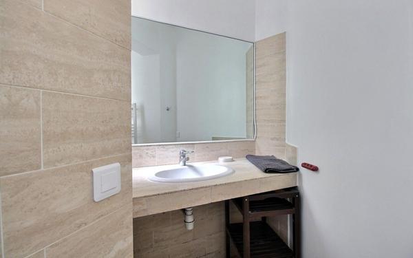 Appartement à vendre    3 pièces • 56,19 m2 Paris 14