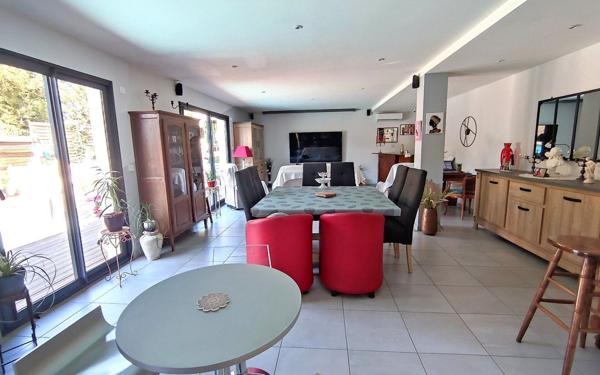 Maison à vendre    4 pièces •  Les Bordes