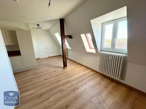Appartement à louer 1 pièce 40.12m² Charleville-Mézières (08000)