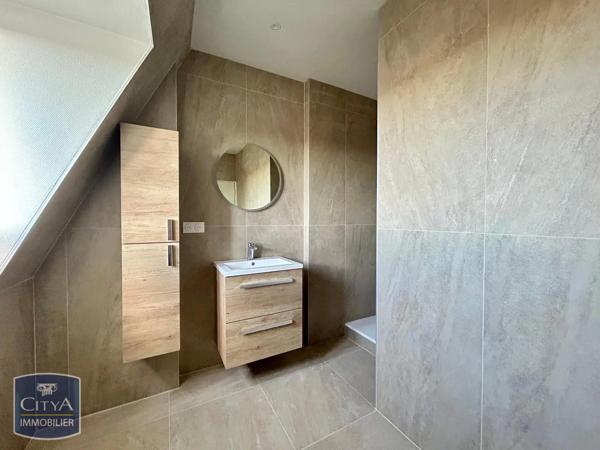 Appartement à louer 1 pièce 40.12m² Charleville-Mézières (08000)