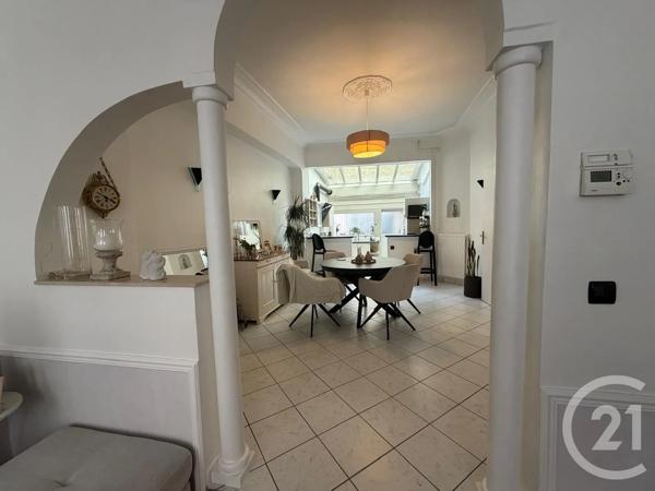 Maison à vendre  6 pièces - 156 m 2   AMIENS  - 80